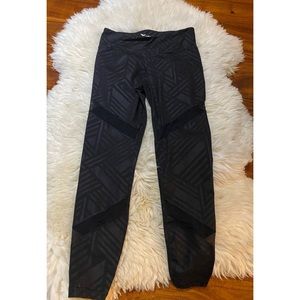 Old Navy Active - Black Mesh Leggings